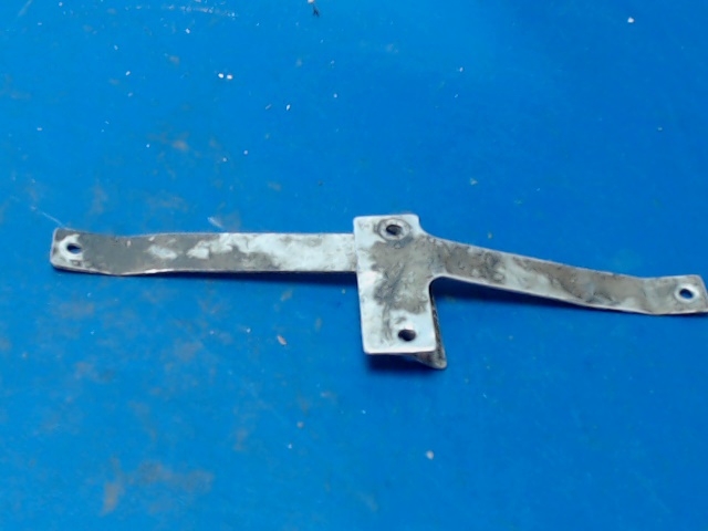 NPN Cessna - FUEL STRAINER BRACKET